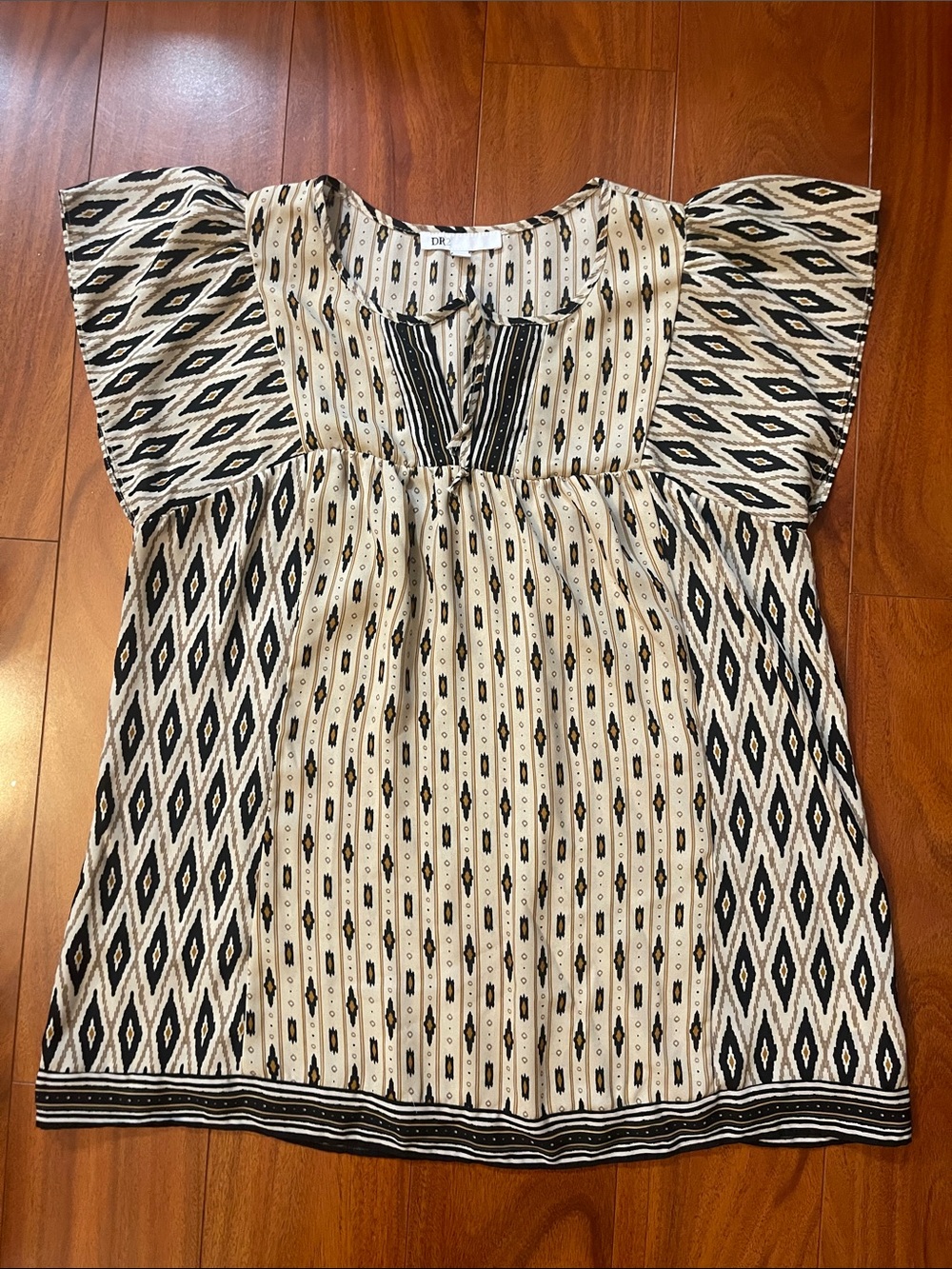 DR2 Cream and Black Aztec Print Tunic